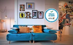Art District - Pop & Rock Apartments